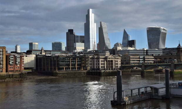 لندن تعاني من انخفاض الوظائف الشاغرة الأسوأ بين المدن الأوروبية الكبرى
