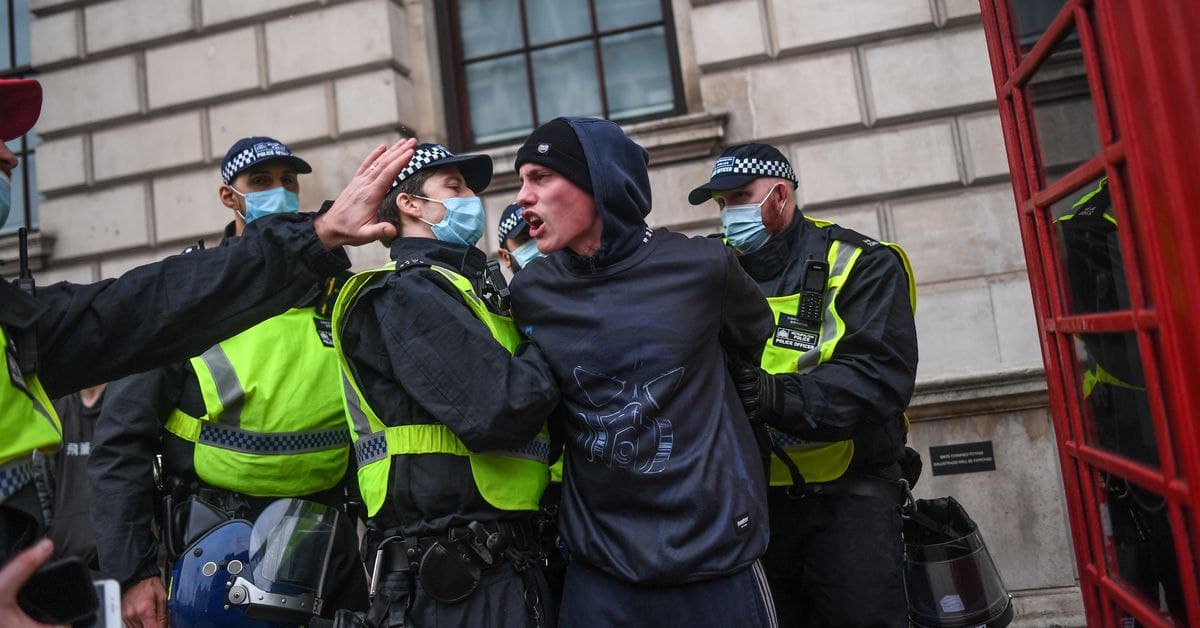 عشرات الاعتقالات والقيود الجديدة تثير احتجاجات في لندن