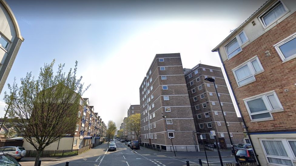 مقتل صبي يبلغ 15 عاماً بحادثة طعن شرق لندن