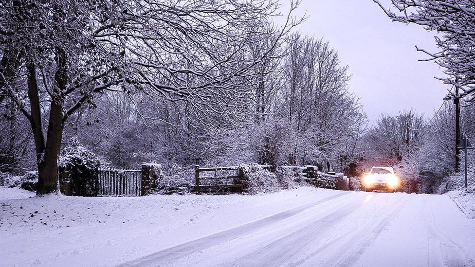 اضطراب السفر في Yorkshire بسبب تساقط الثلوج