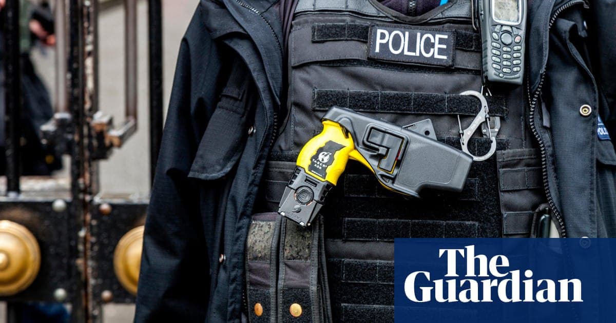 منظمة اليونيسيف تمنع شرطة بريطانيا من استخدام مسدسات الصعق الكهربائي ضد الأطفال