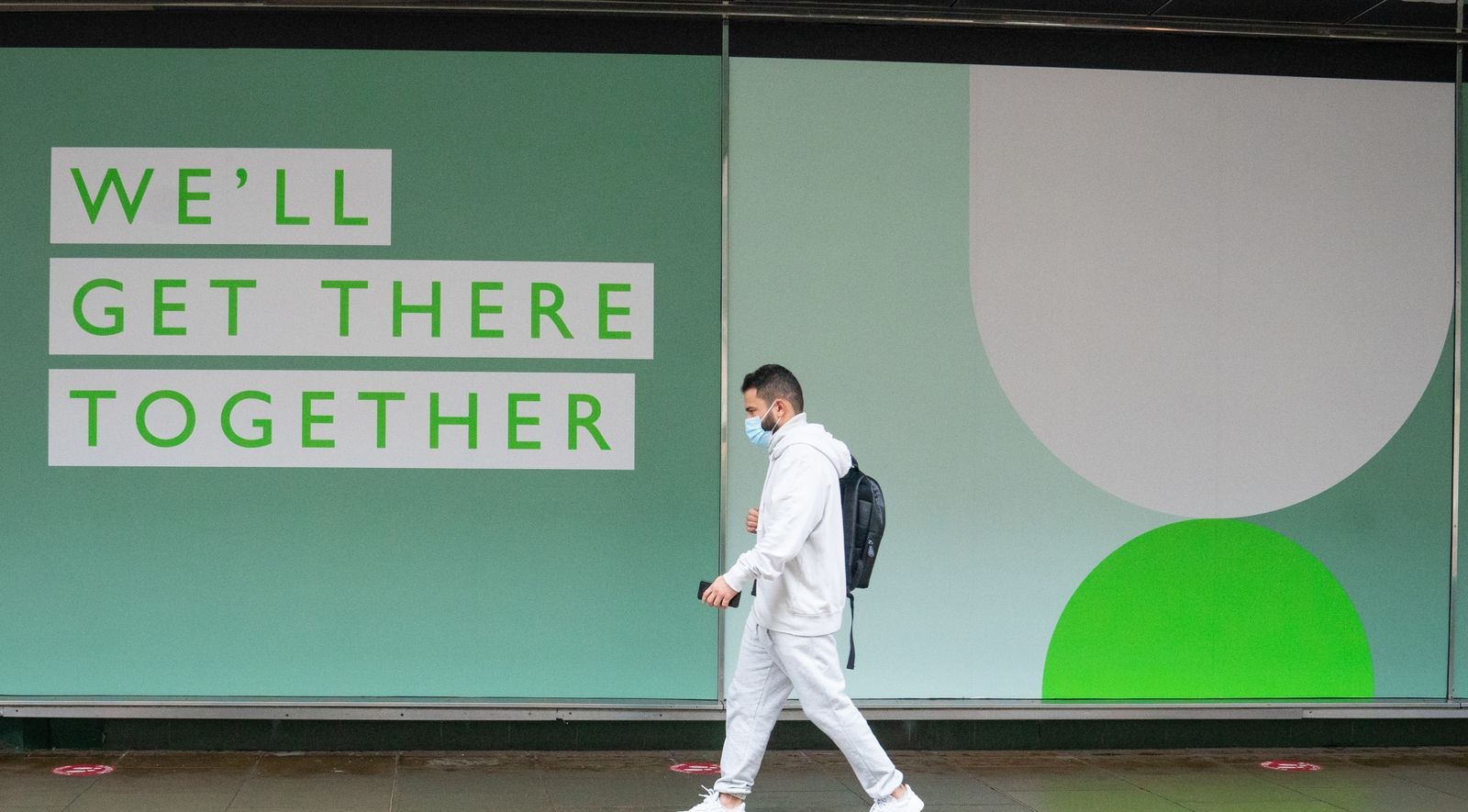 دراسة: الإغلاق بدأ في إبطاء انتشار الفيروس في إنجلترا ولكن ليس في جميع المناطق