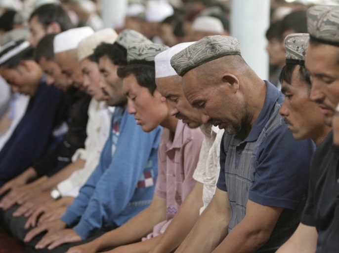 بريطانيا تفرض قيوداً على الصين لسوء تعاملها مع مسلمي الإيغور