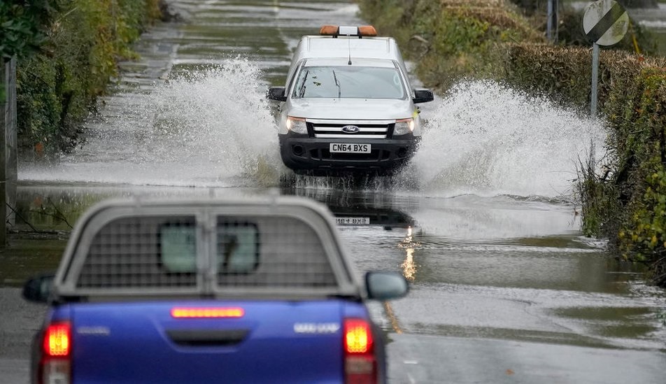 تحذيرات من هطول غزير للأمطار في إنجلترا وويلز بعد عطلة نهاية الأسبوع