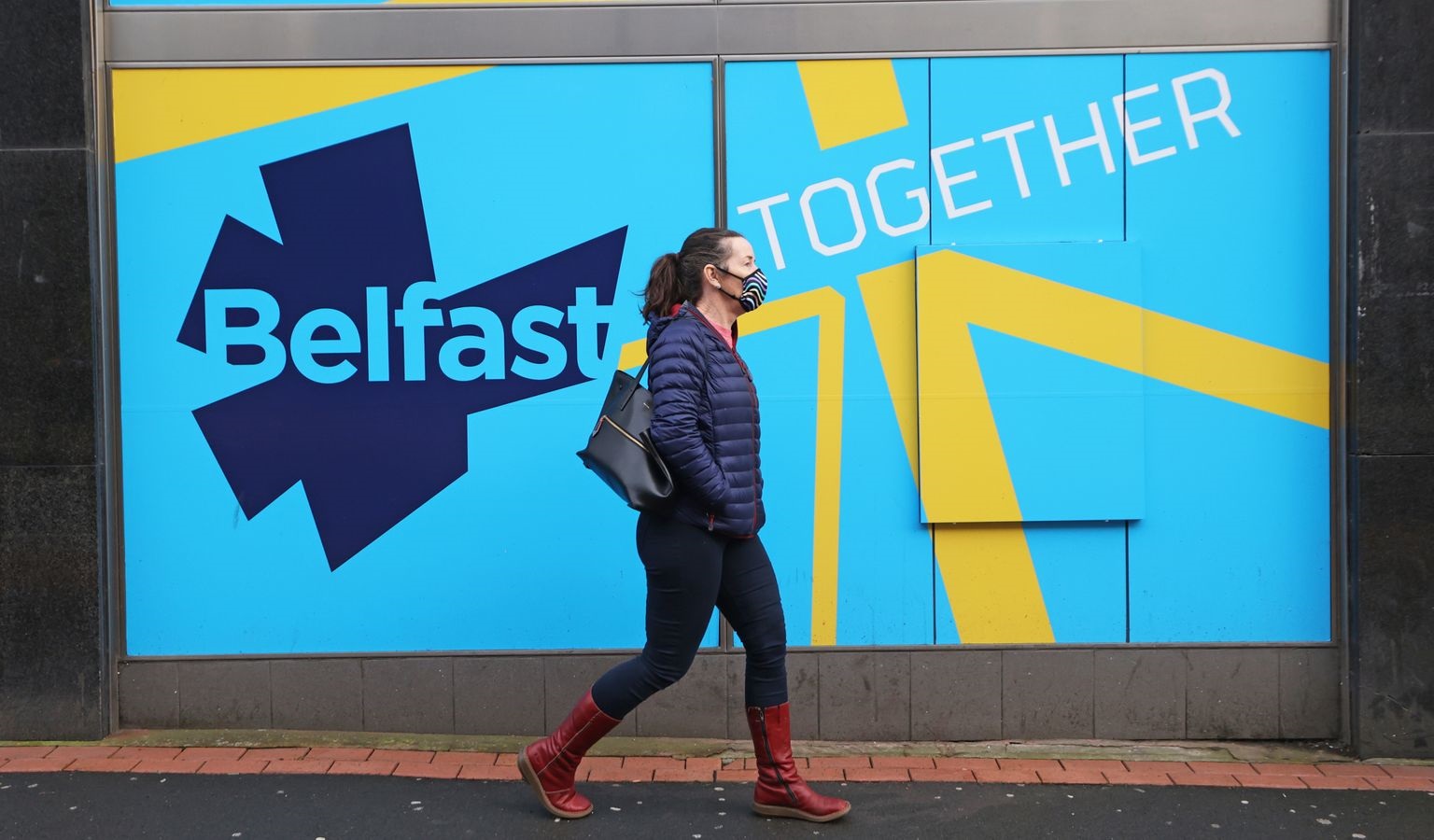 تمديد قيود الإغلاق في إيرلندا الشمالية حتى الأول من أبريل