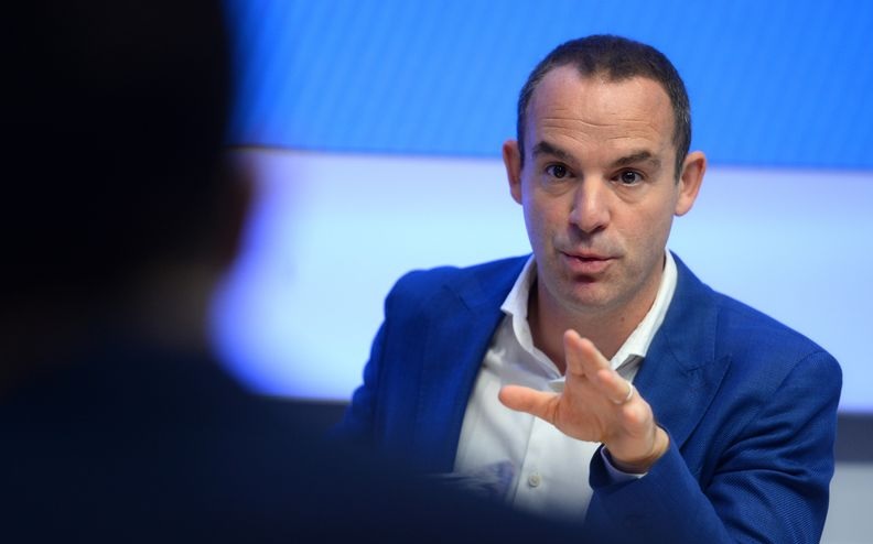 خبير مالي يحذر: قد تواجه الأسر في ويلز وإنجلترا غرامات باهظة اعتباراً من الأحد