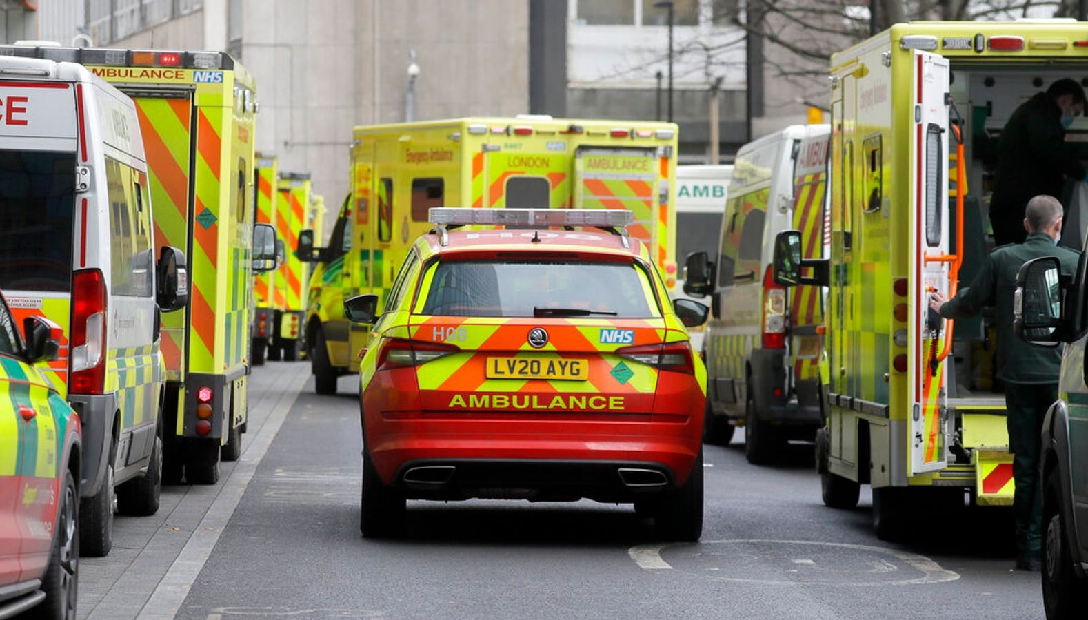 حصيلة الإصابات والوفيات بكورونا في المملكة المتحدة خلال آخر 24 ساعة