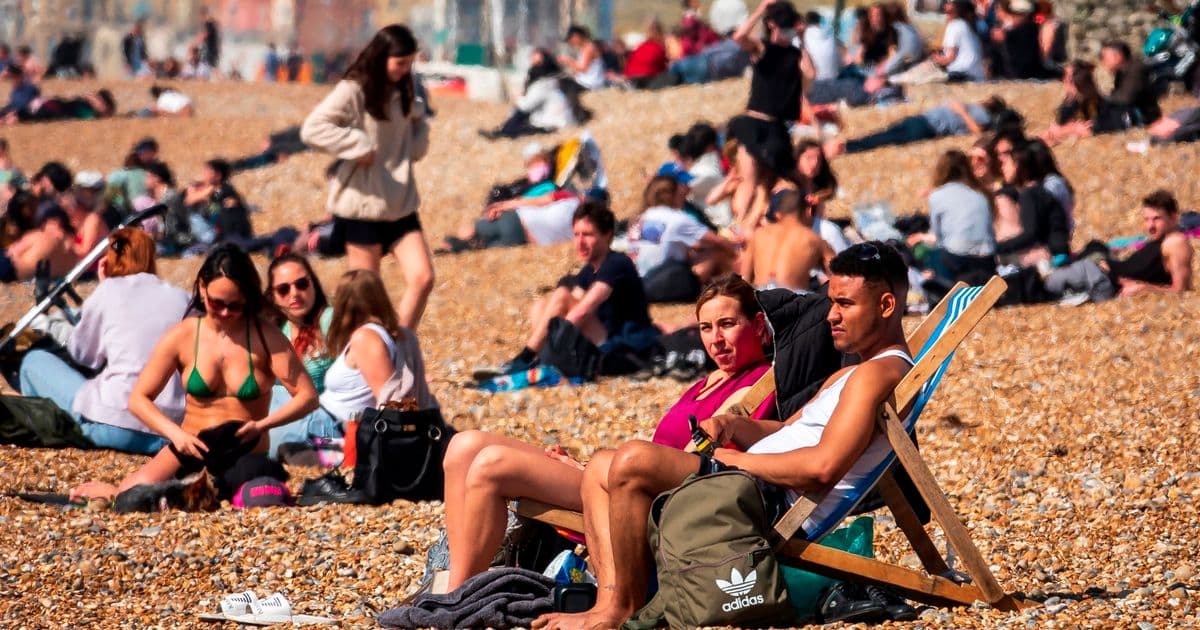 بريطانيا تسجل أعلى درجة حرارة منذ 53 عاماً