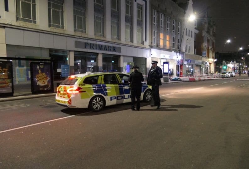 نهاية أسبوع دموية: مصرع شخص وإصابة ثلاثة في سلسلة حوادث طعن في لندن