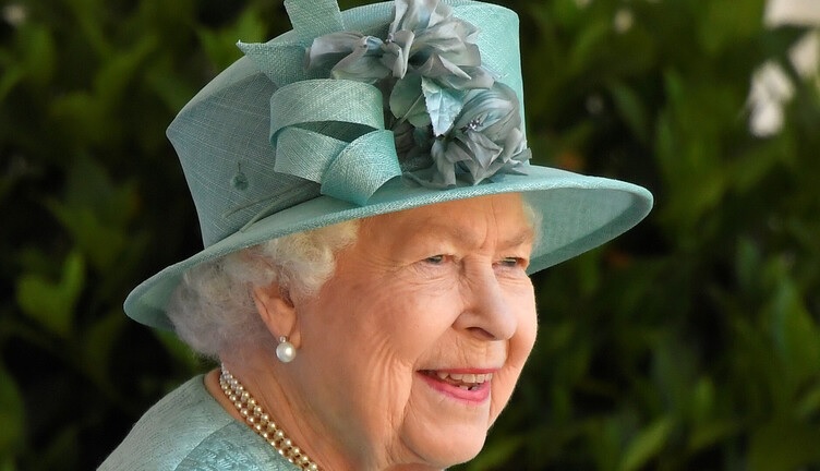 مجلة فوربس تكشف عن صافي ثروة الملكة إليزابيث