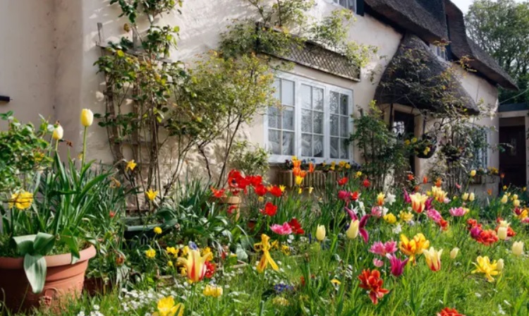 ارتفاع مبيعات العقارات في بريطانيا إلى أعلى معدل منذ 16 عاما