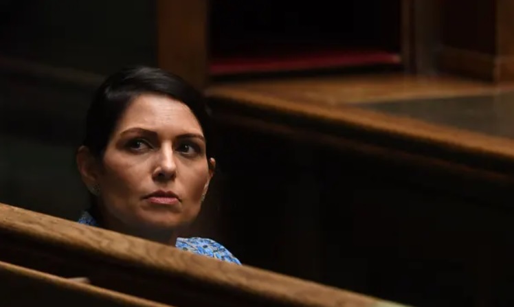 وزيرة الداخلية البريطانية