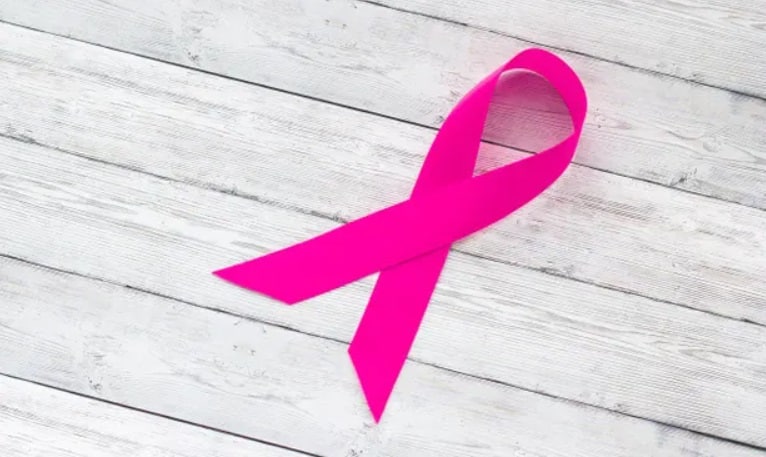 بريطانيا تطرح علاجا جديدا لسرطان الثدي يقلل فترة العلاج إلى 5 دقائق فقط